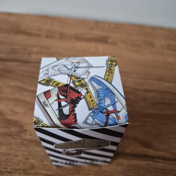 NWT Off White collectible miniature sneakers 👣 - Picture 6 of 8